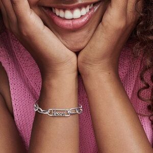 Pandora ME Styling Blessed Word Link